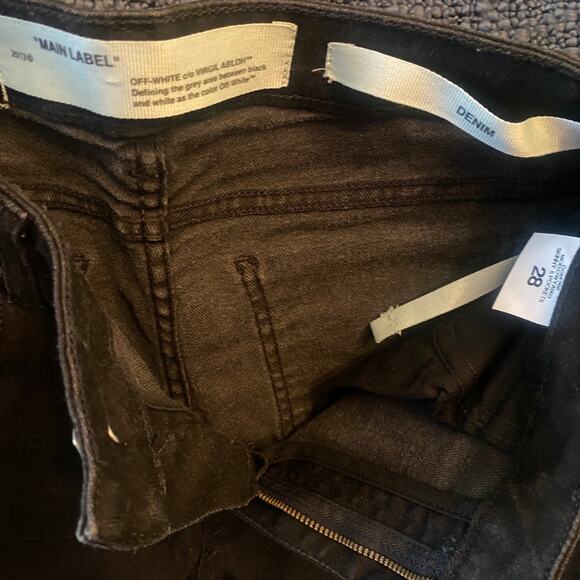 Jeans - Picture 4 of 4